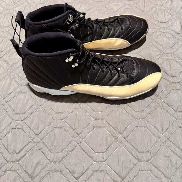 nike air jordan xii cleats